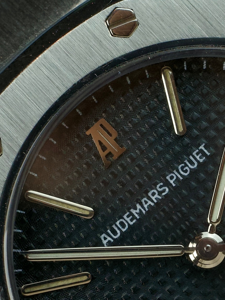 luxury watch Audemars Piguet Royal Oak 4100, logo dial