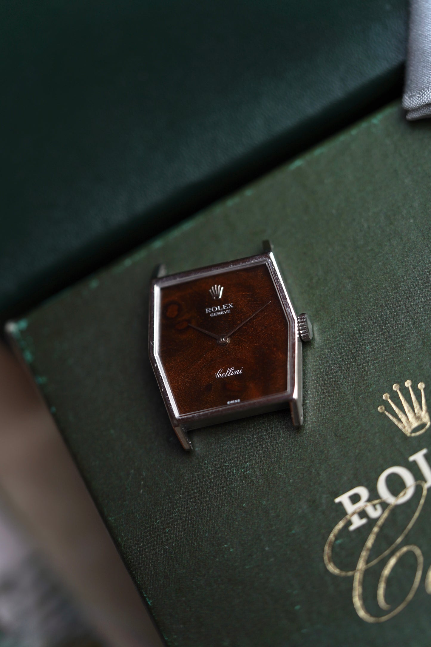 Rolex Cellini 4121 Full Set Special Order King Midas Vintage Watch 18 Carat White Gold Tank Wood Dial