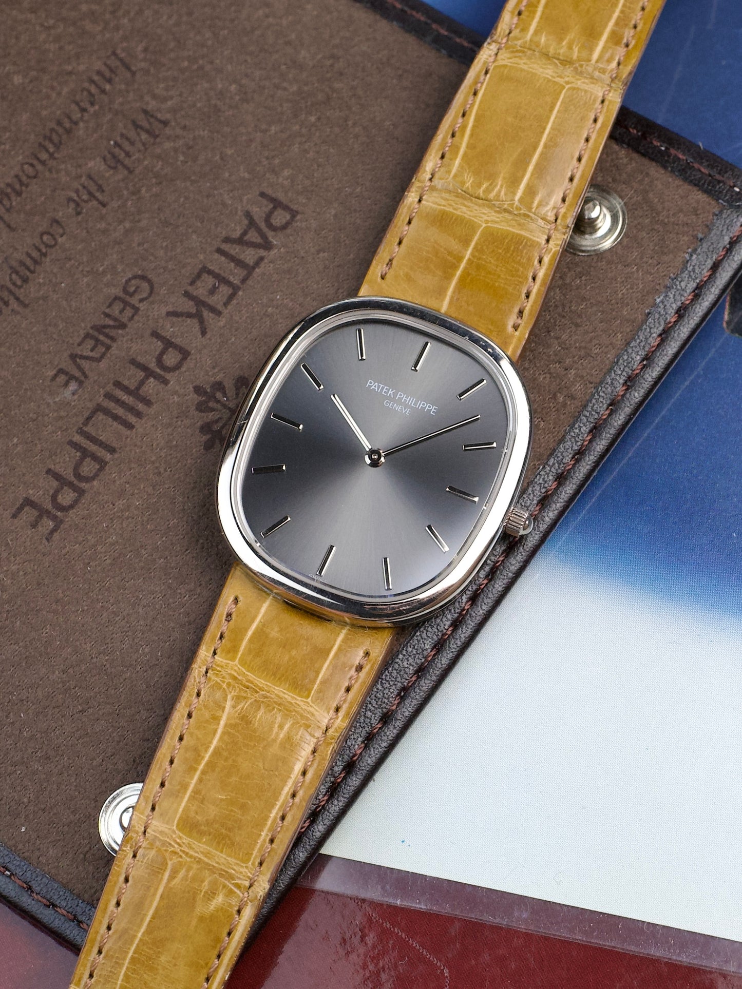 Patek Philippe Ellipse 3738G Grey 18 Carat White Gold Jumbo automatic 2000s