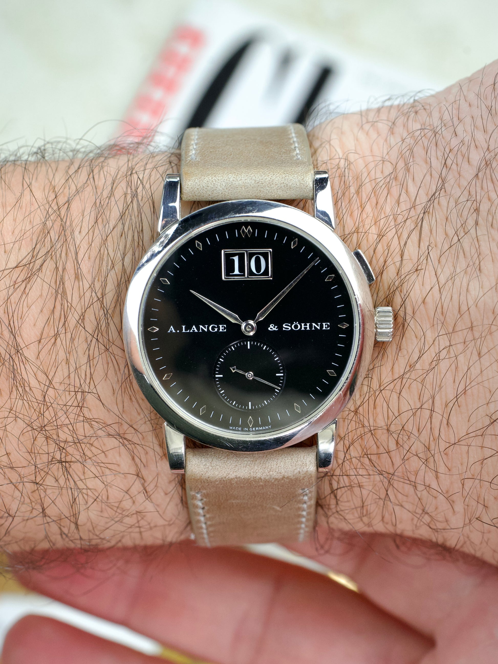 A. Lange Söhne Saxonia 105.035 Darth Junior 950 Platinum investment grade, wrist shot