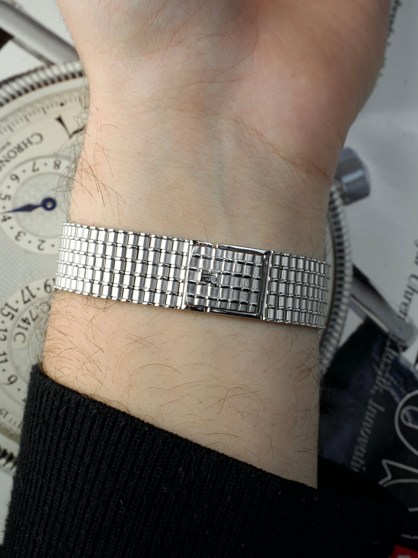 90s Audemars Piguet Bamboo Cobra Snoflake Grey Dial 18 Carat White Gold