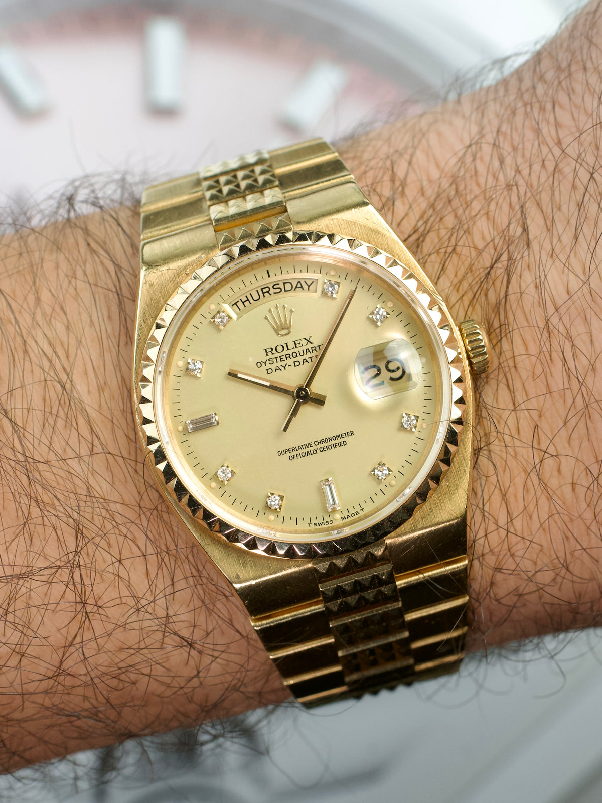 Rolex Day Date Pyramid Oysterquartz 19028 T swiss T Yellow Gold 1970s