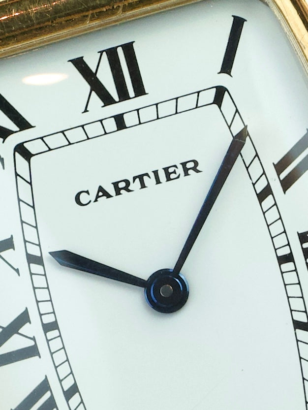 Cartier Faberge 78101 FULL SET Square Incurvee preowned, macro shot