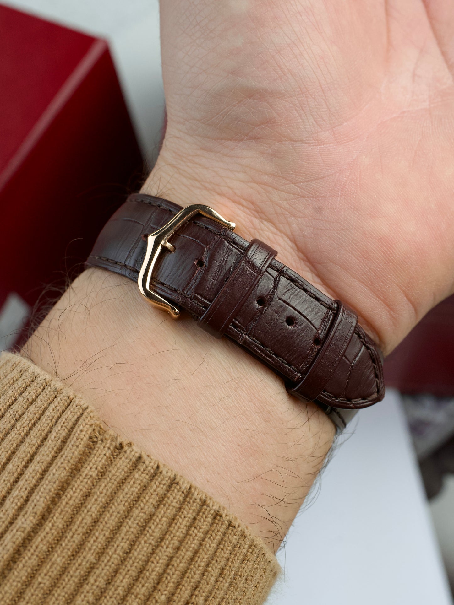 Cartier Tank Américaine 2505 classic timepiece, wirst back