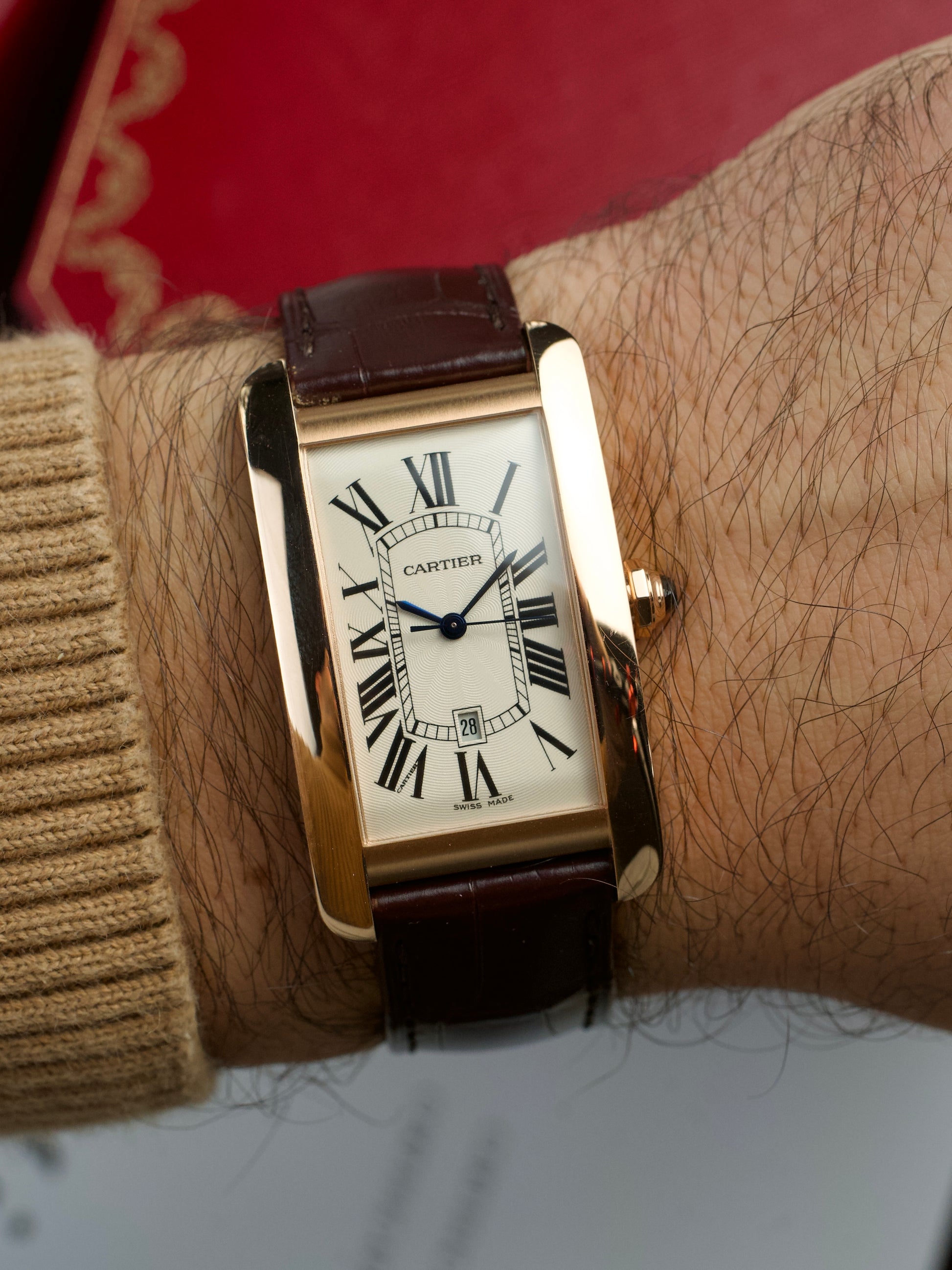 Cartier Tank Américaine 2505 investment grade watch, wrist shot