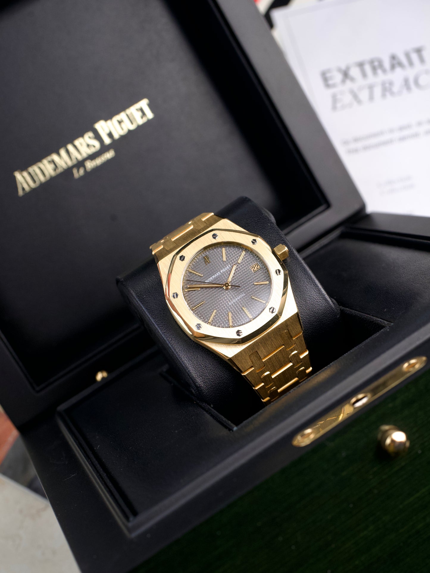 Audemars Piguet Royal Oak 14790BA MK1 BOX 18 carat gold 1990s