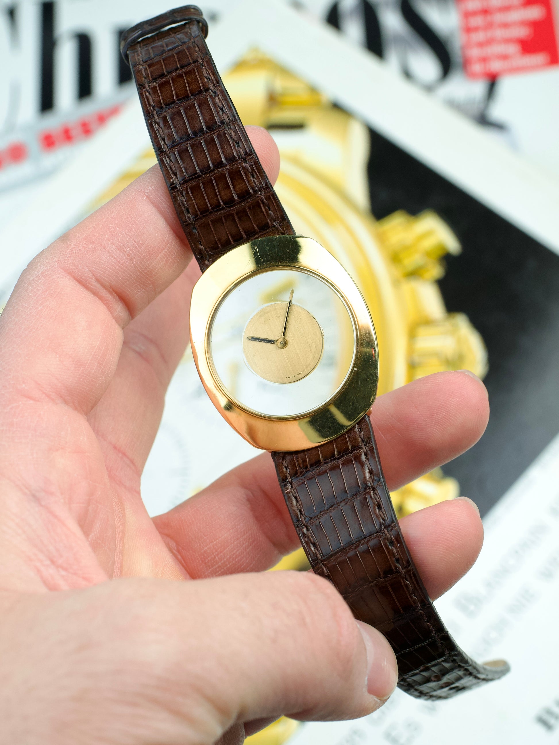 Jaeger LeCoultre 17006 Mystery Duoplan 18 Carat Gold vintage watch, front