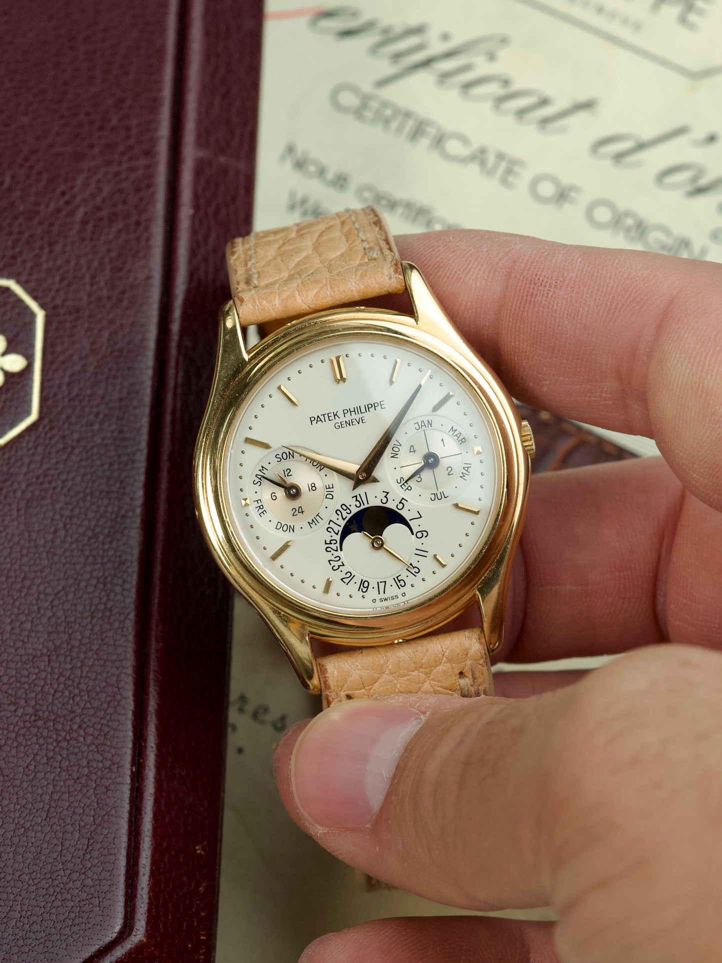 Patek Philippe 3940J Perpetual Calendar vintage watch, front