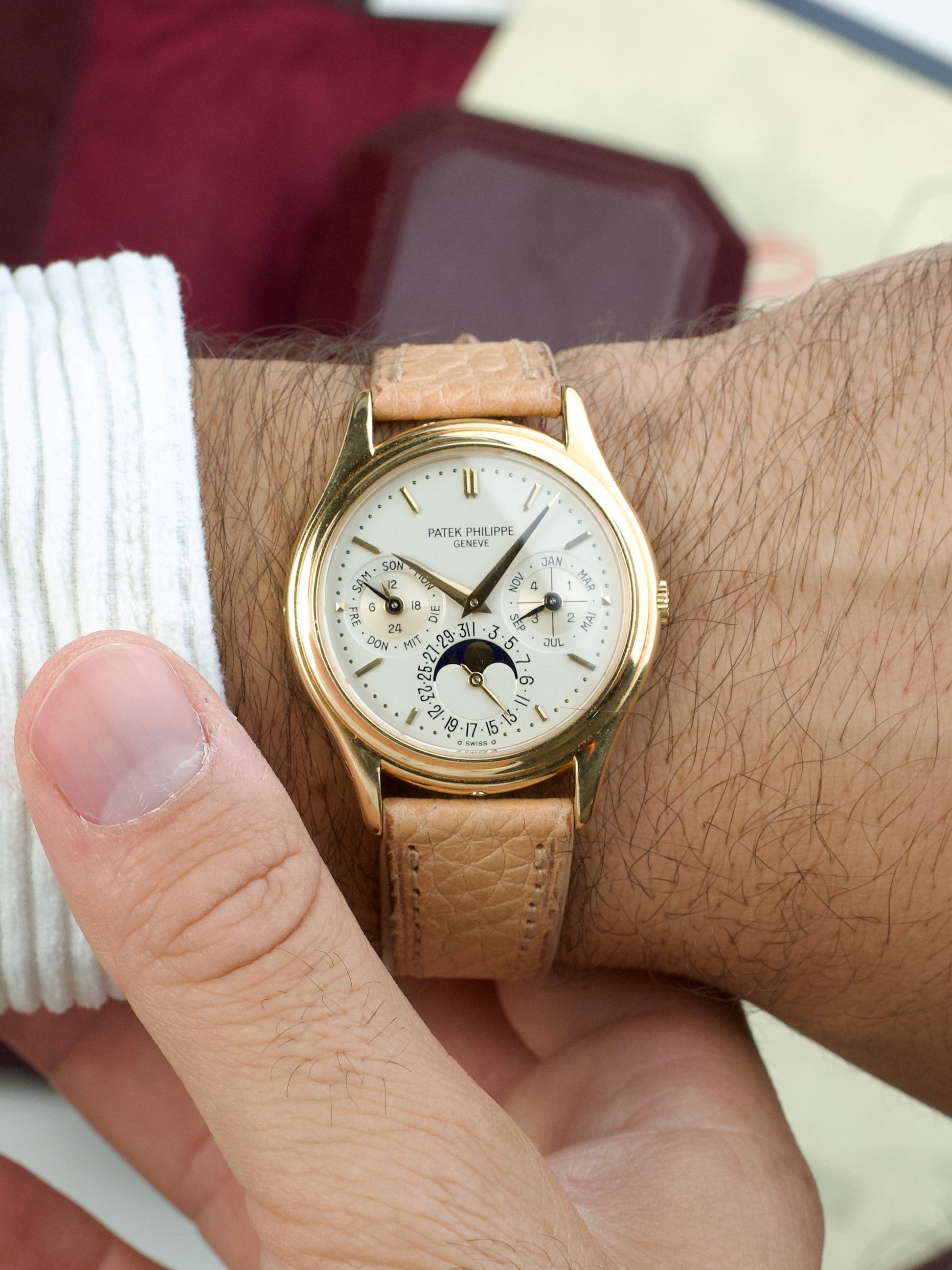 Patek Philippe 3940J Perpetual Calendar preowned, wirst shot