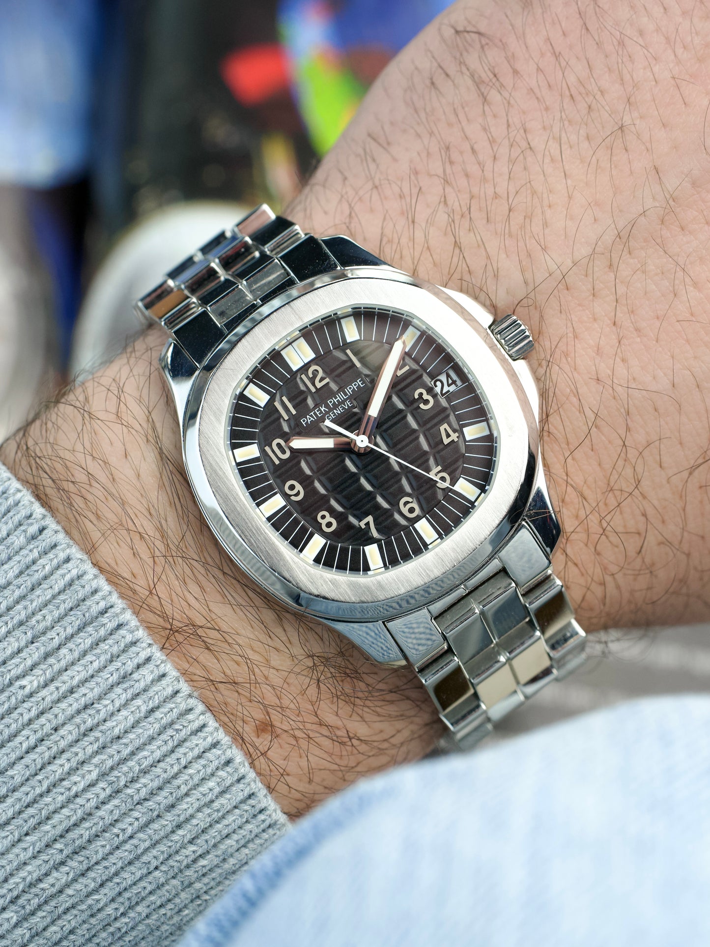 Patek Philippe Aquanaut 5065A FULL SET Tritium Dial investment grade, front