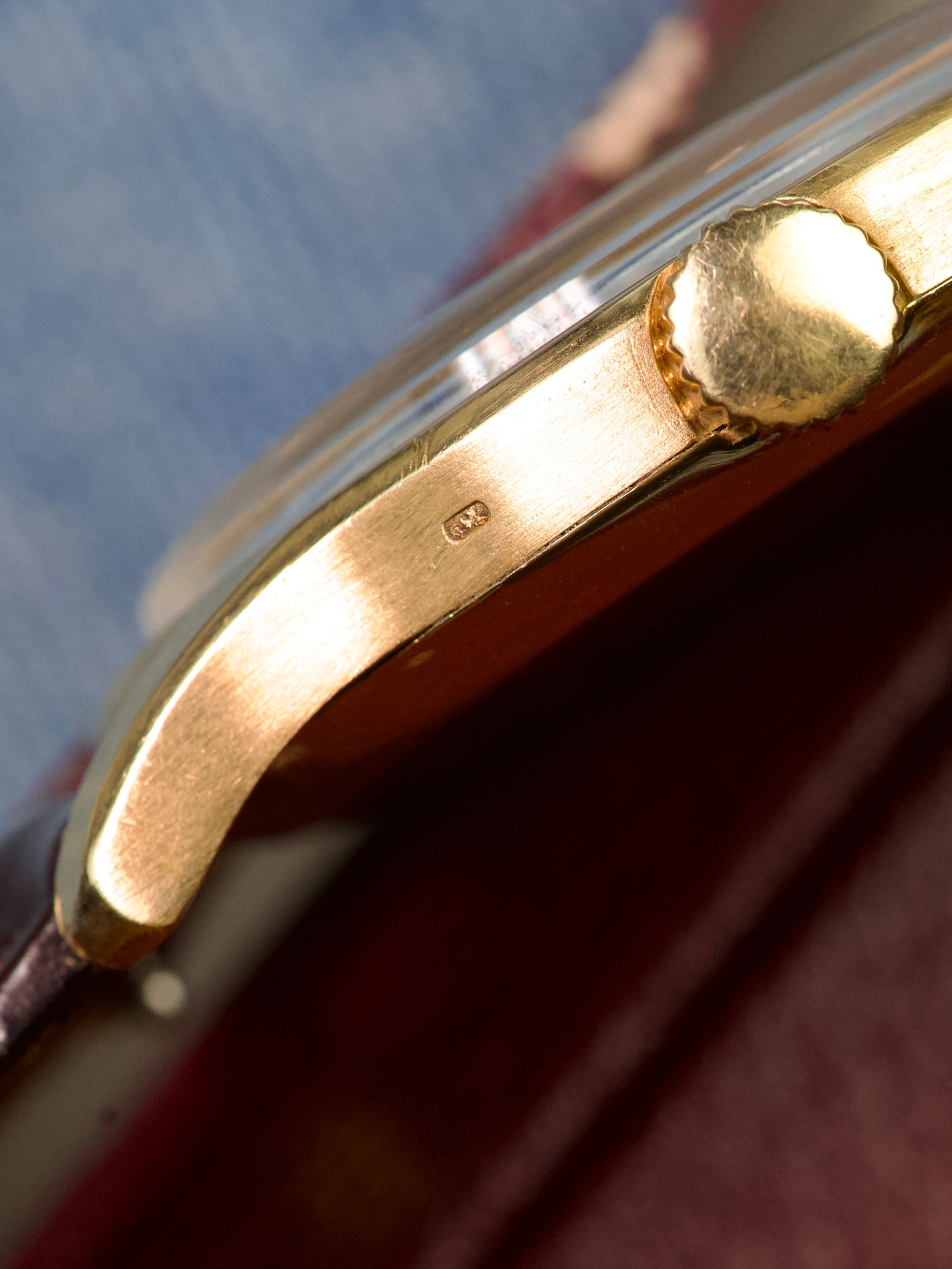 Patek Philippe Calatrava 2450j 18 Carat Gold automatic luxury, hallmarks