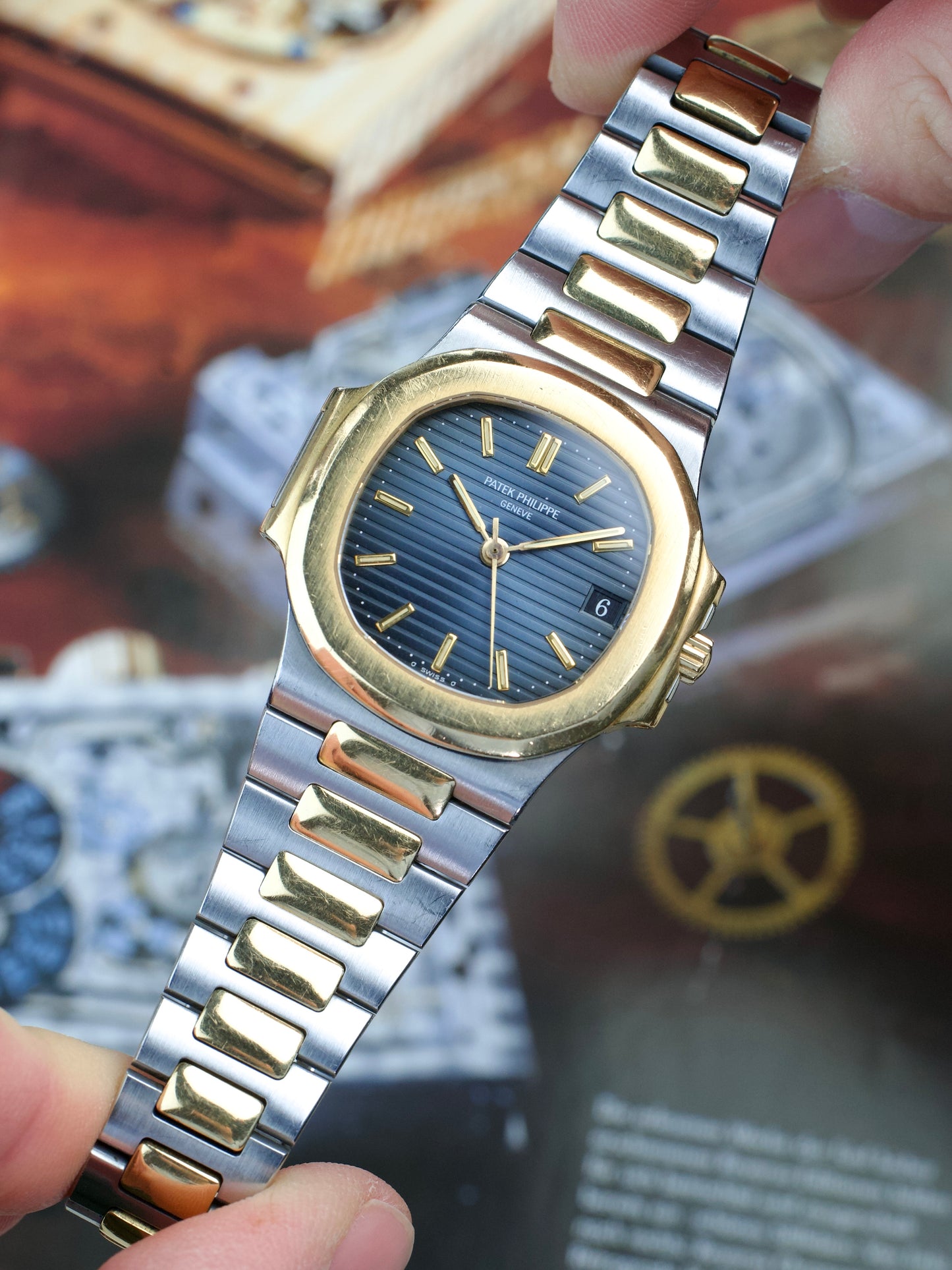 Patek Philippe Nautlius 3800 Blue Sigma Dial 1980s vintage watch, front